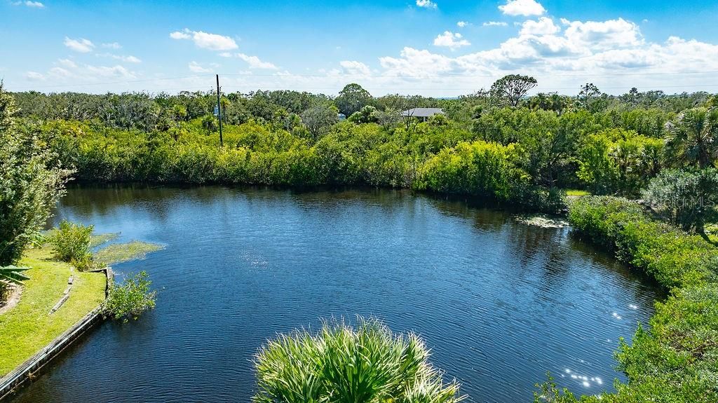 На продажу: $355,000 (2 спален, 2 ванн, 1328 Квадратных фут)