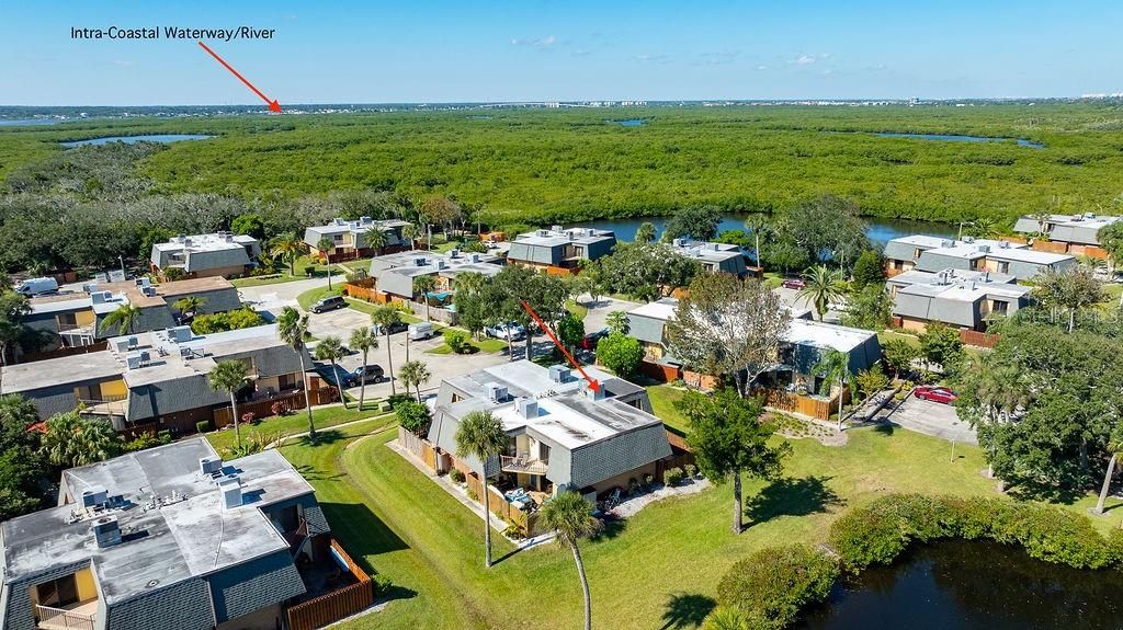 На продажу: $355,000 (2 спален, 2 ванн, 1328 Квадратных фут)