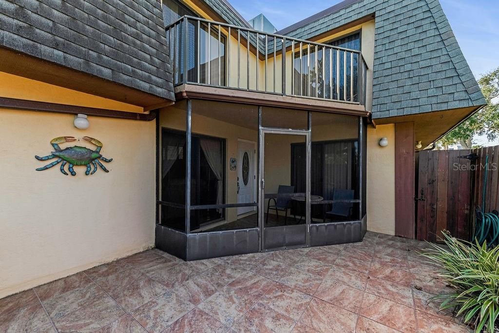 На продажу: $355,000 (2 спален, 2 ванн, 1328 Квадратных фут)