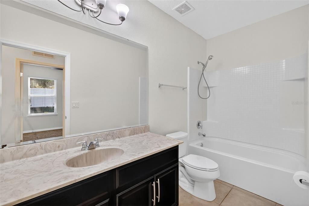 For Sale: $325,000 (4 beds, 2 baths, 1976 Square Feet)