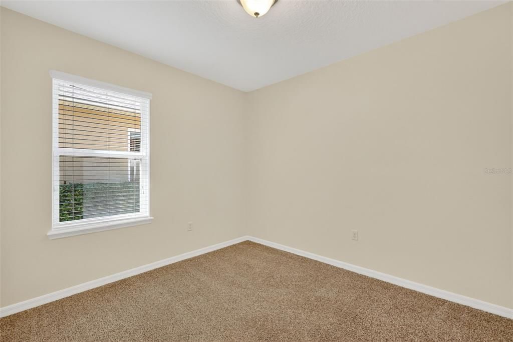 For Sale: $325,000 (4 beds, 2 baths, 1976 Square Feet)