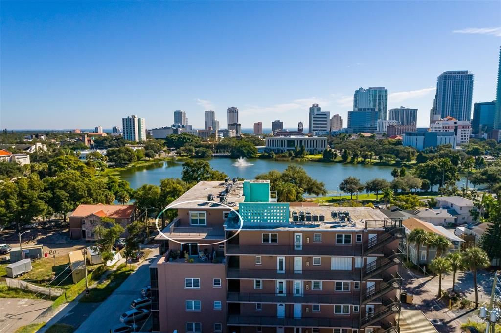 待售: $399,000 (2 贝兹, 2 浴室, 885 平方英尺)