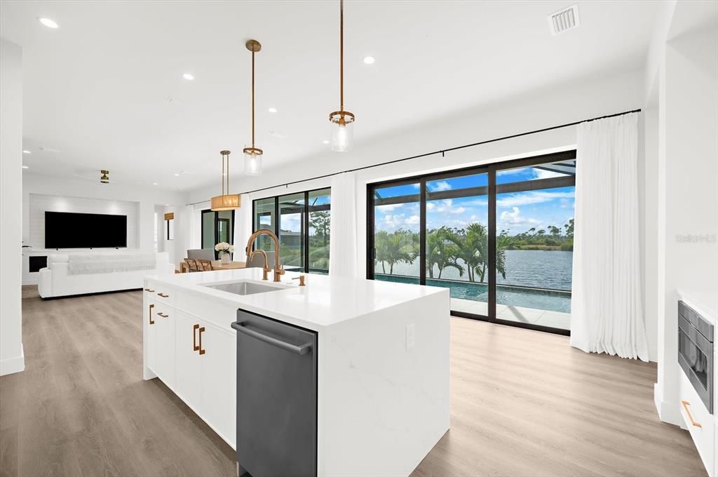 待售: $899,000 (3 贝兹, 2 浴室, 2293 平方英尺)