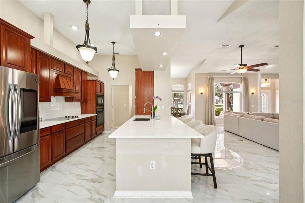 待售: $869,000 (5 贝兹, 3 浴室, 3834 平方英尺)