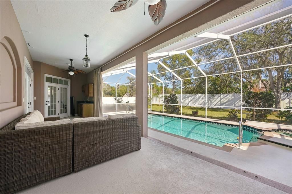 待售: $869,000 (5 贝兹, 3 浴室, 3834 平方英尺)