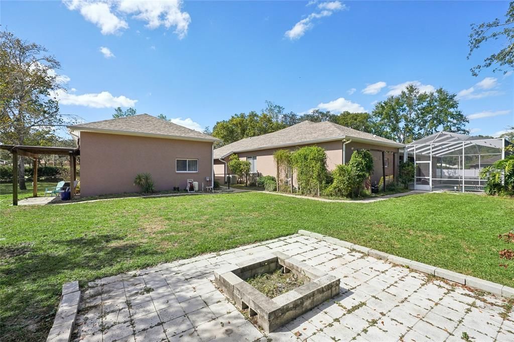 待售: $869,000 (5 贝兹, 3 浴室, 3834 平方英尺)