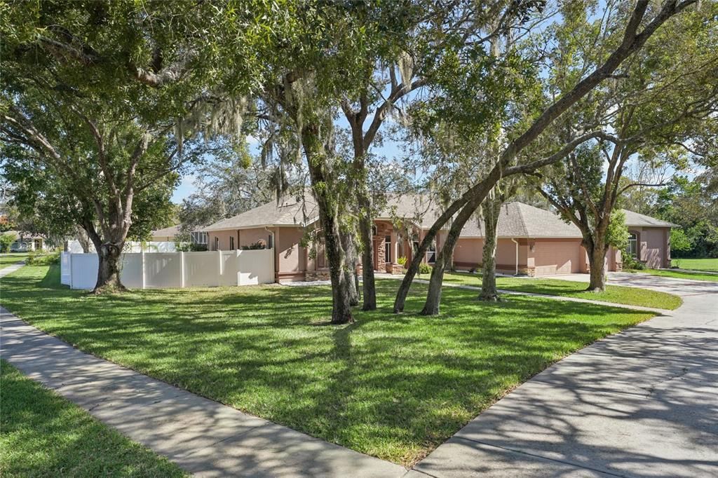 待售: $869,000 (5 贝兹, 3 浴室, 3834 平方英尺)