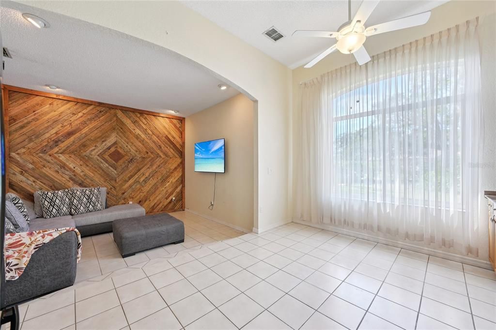 待售: $869,000 (5 贝兹, 3 浴室, 3834 平方英尺)