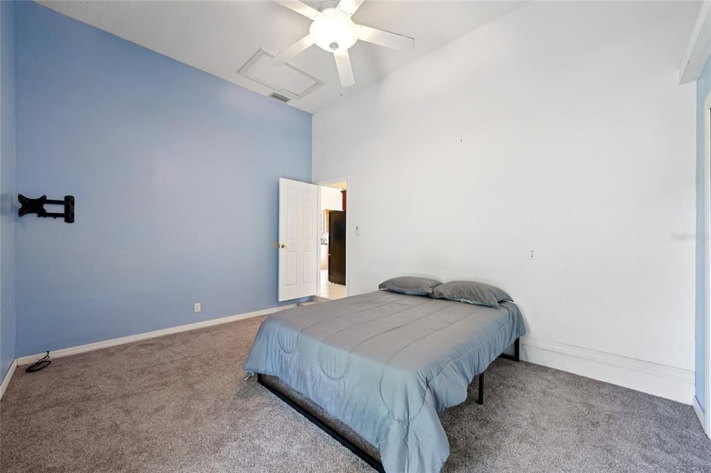 待售: $869,000 (5 贝兹, 3 浴室, 3834 平方英尺)