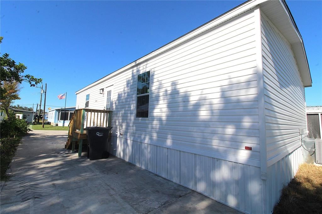 For Rent: $1,500 (2 beds, 2 baths, 624 Square Feet)