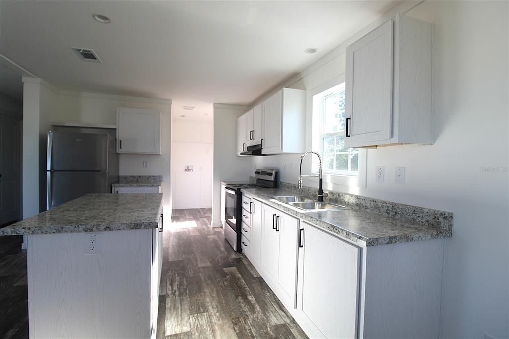 For Rent: $1,500 (2 beds, 2 baths, 624 Square Feet)