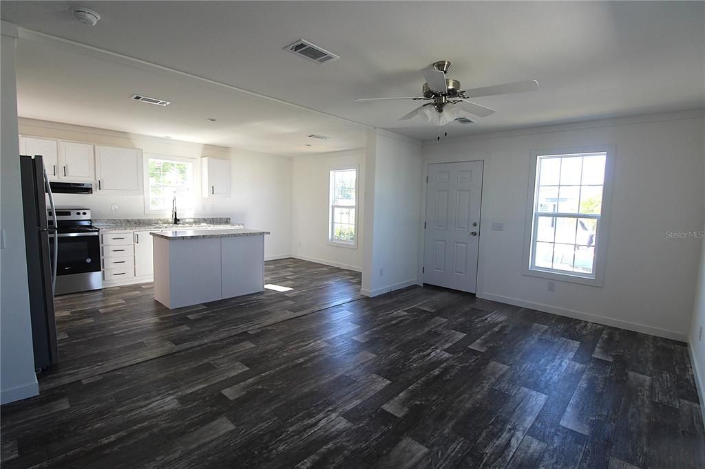 For Rent: $1,500 (2 beds, 2 baths, 624 Square Feet)