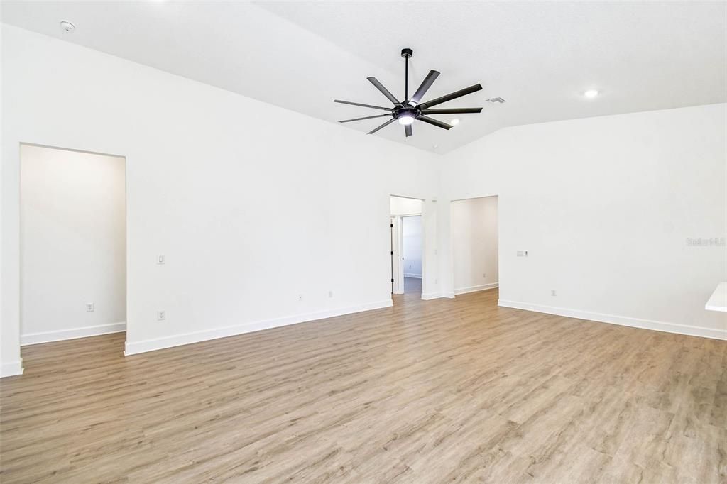 Active With Contract: $415,000 (4 beds, 3 baths, 2061 Square Feet)