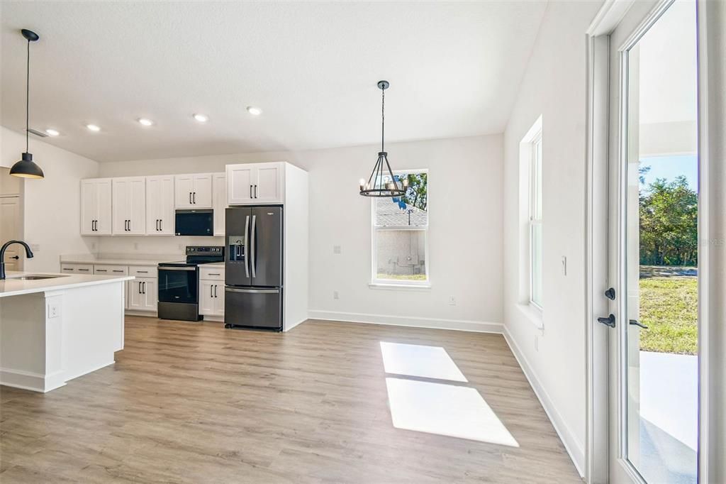 Active With Contract: $415,000 (4 beds, 3 baths, 2061 Square Feet)