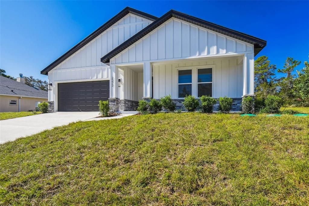 Active With Contract: $415,000 (4 beds, 3 baths, 2061 Square Feet)