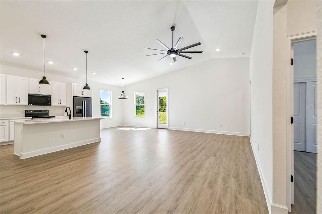 Active With Contract: $415,000 (4 beds, 3 baths, 2061 Square Feet)