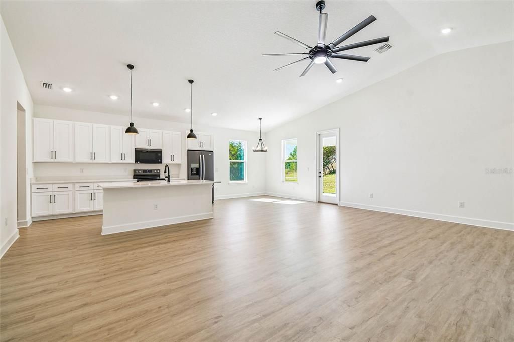 Active With Contract: $415,000 (4 beds, 3 baths, 2061 Square Feet)