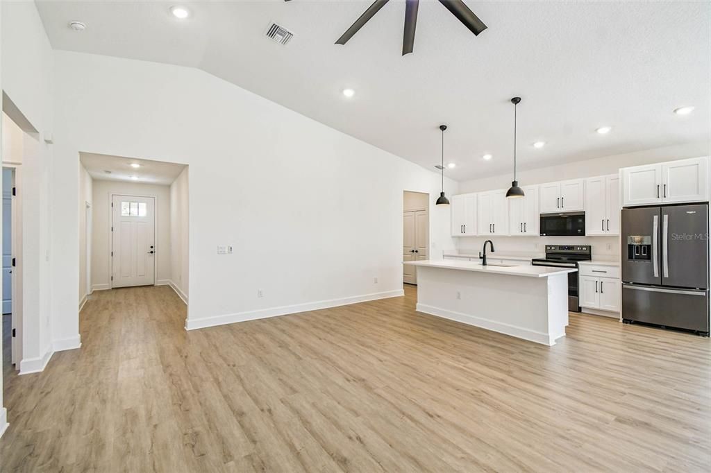 Active With Contract: $415,000 (4 beds, 3 baths, 2061 Square Feet)