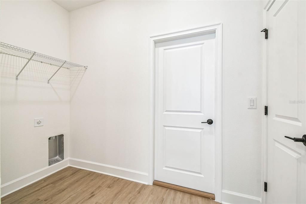 Active With Contract: $415,000 (4 beds, 3 baths, 2061 Square Feet)