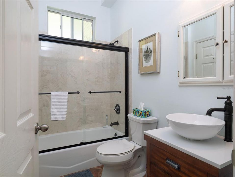 En Venta: $4,395,000 (4 camas, 3 baños, 2338 Pies cuadrados)