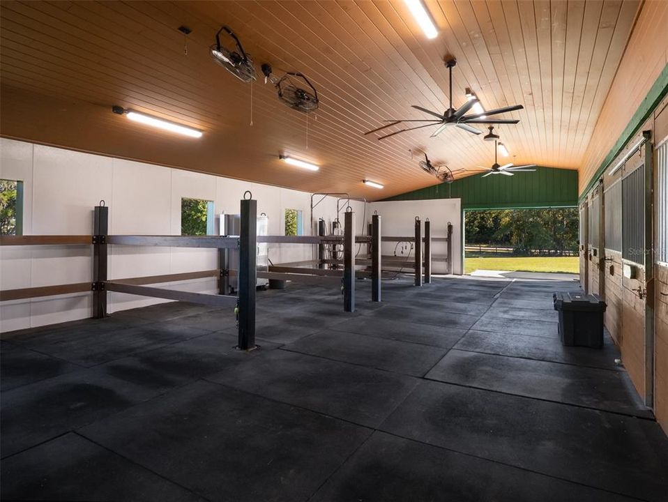 En Venta: $4,395,000 (4 camas, 3 baños, 2338 Pies cuadrados)