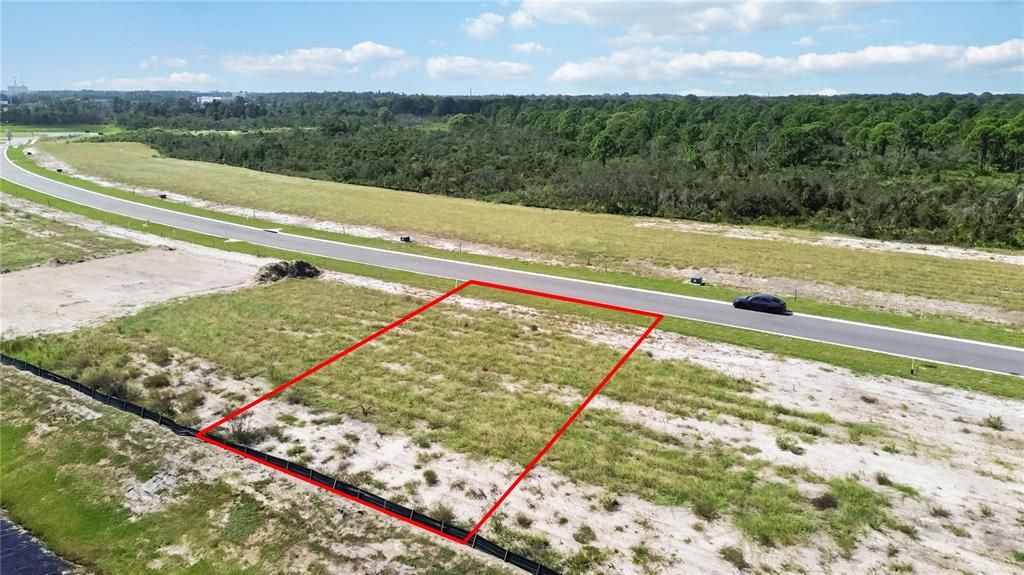 На продажу: $299,000 (0.20 acres)