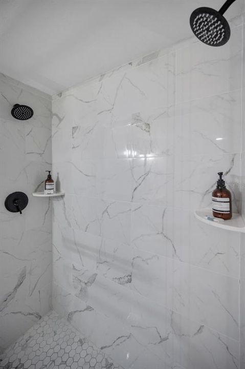 En Venta: $379,000 (1 camas, 1 baños, 735 Pies cuadrados)