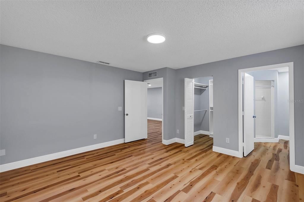 待售: $168,900 (2 贝兹, 2 浴室, 1412 平方英尺)