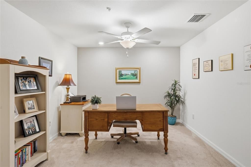 На продажу: $419,000 (2 спален, 2 ванн, 1329 Квадратных фут)