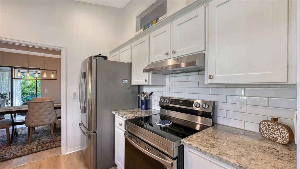 待售: $397,500 (2 贝兹, 2 浴室, 2033 平方英尺)