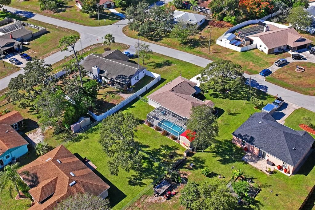 Active With Contract: $309,000 (3 beds, 2 baths, 1261 Square Feet)