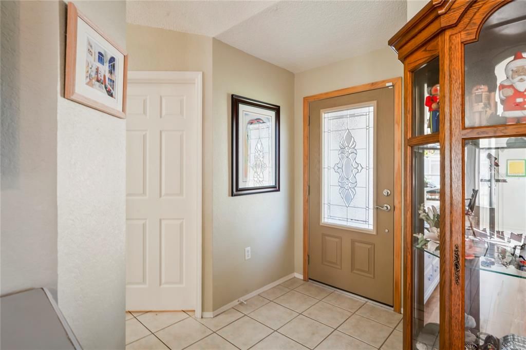 Active With Contract: $309,000 (3 beds, 2 baths, 1261 Square Feet)