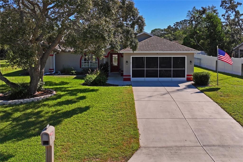 Active With Contract: $309,000 (3 beds, 2 baths, 1261 Square Feet)