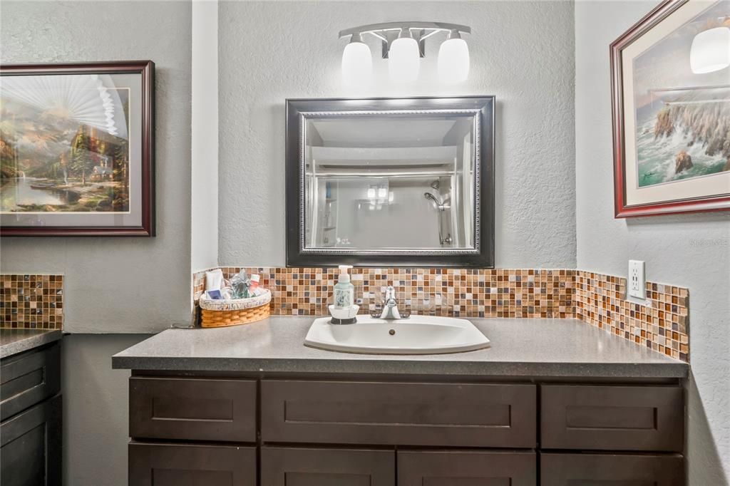 Active With Contract: $309,000 (3 beds, 2 baths, 1261 Square Feet)