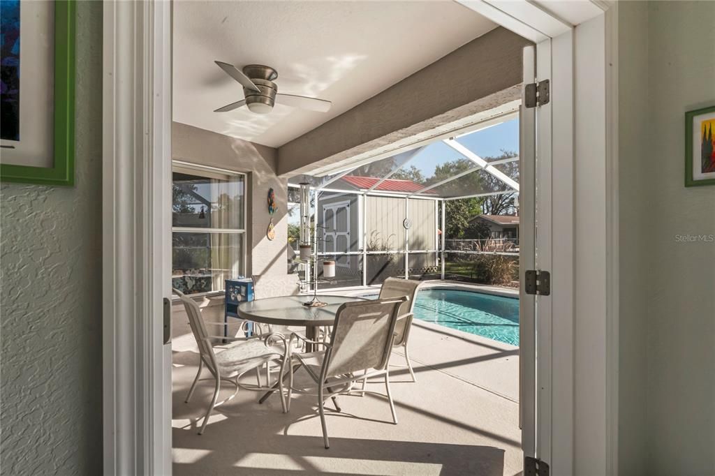 Active With Contract: $309,000 (3 beds, 2 baths, 1261 Square Feet)