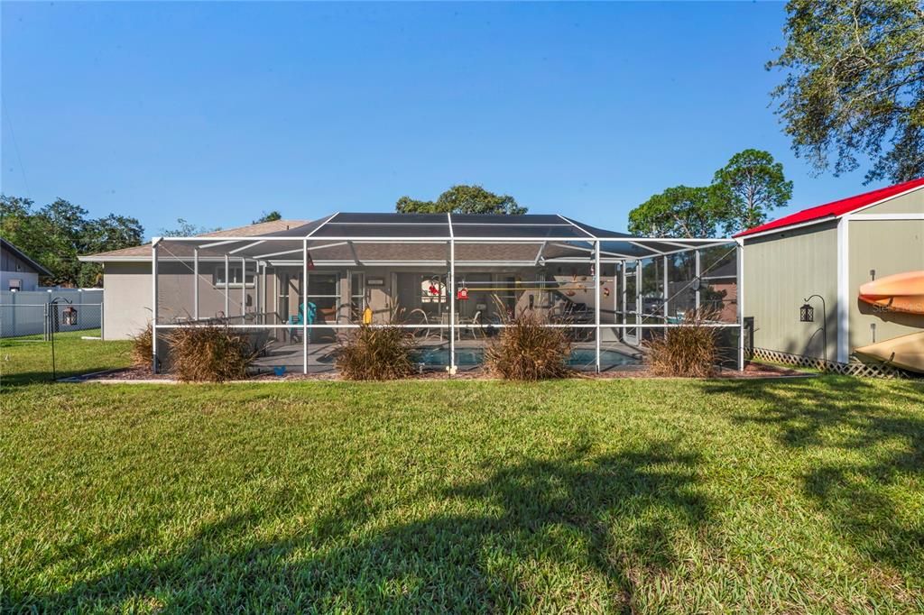 Active With Contract: $309,000 (3 beds, 2 baths, 1261 Square Feet)