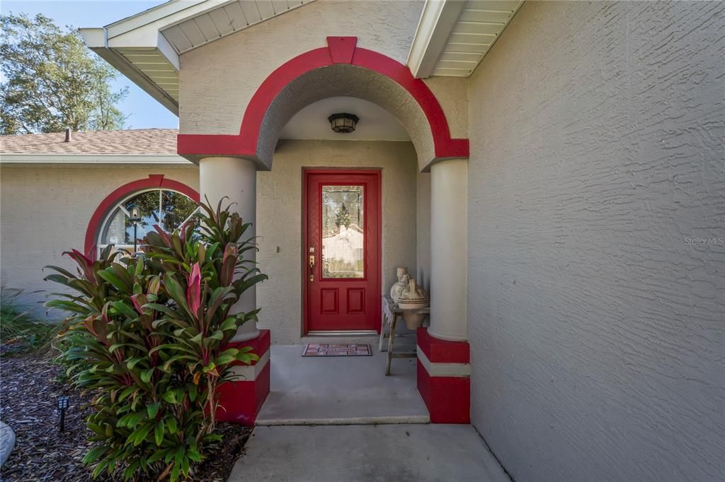 Active With Contract: $309,000 (3 beds, 2 baths, 1261 Square Feet)