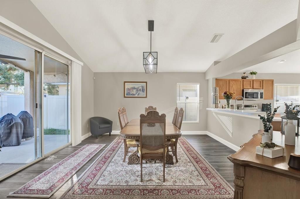 Active With Contract: $299,000 (3 beds, 2 baths, 1618 Square Feet)