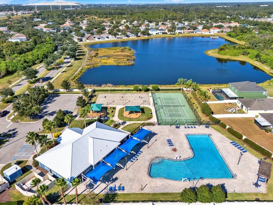 Active With Contract: $299,000 (3 beds, 2 baths, 1618 Square Feet)