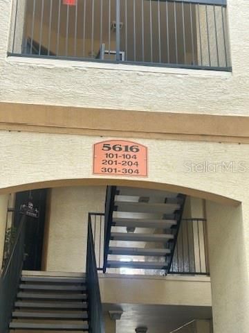 For Rent: $1,425 (1 beds, 1 baths, 734 Square Feet)