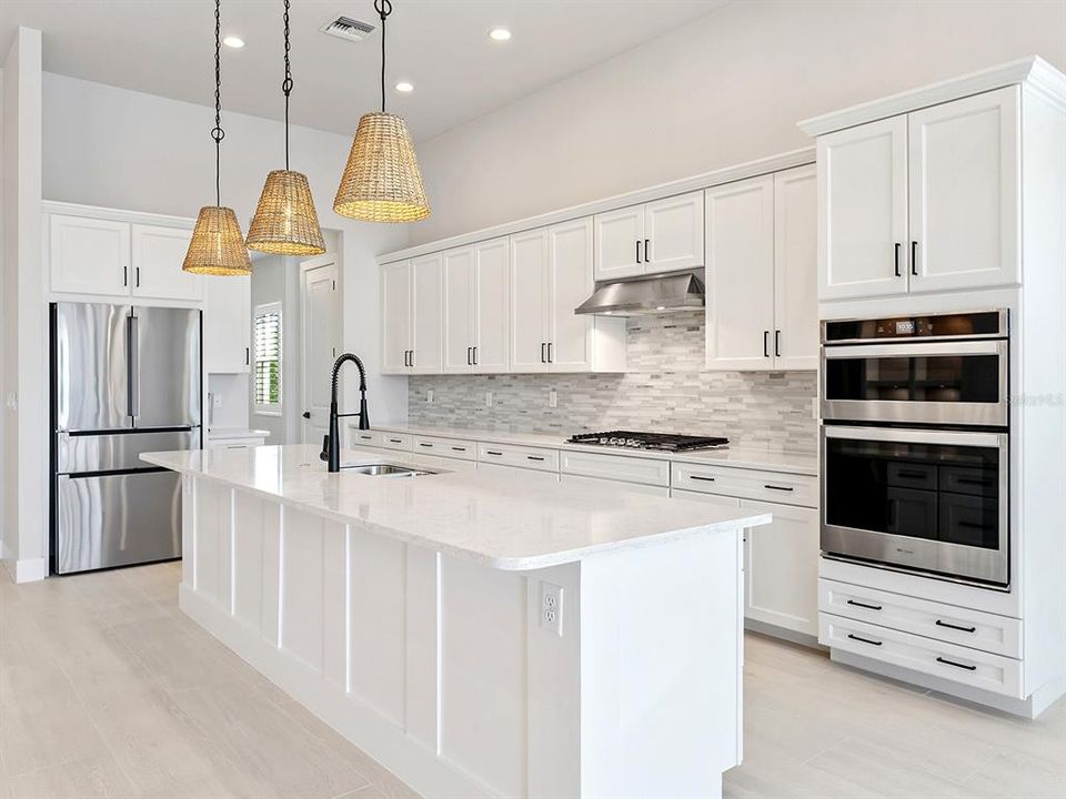 For Sale: $1,340,000 (3 beds, 3 baths, 2826 Square Feet)