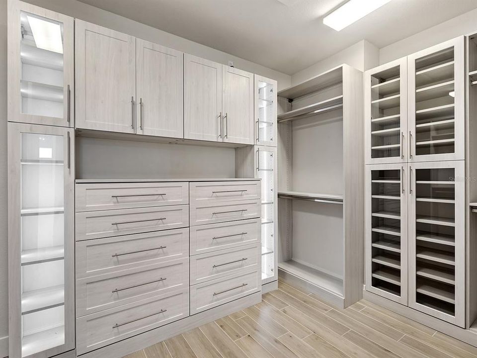 For Sale: $1,340,000 (3 beds, 3 baths, 2826 Square Feet)