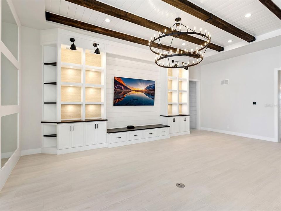 For Sale: $1,340,000 (3 beds, 3 baths, 2826 Square Feet)