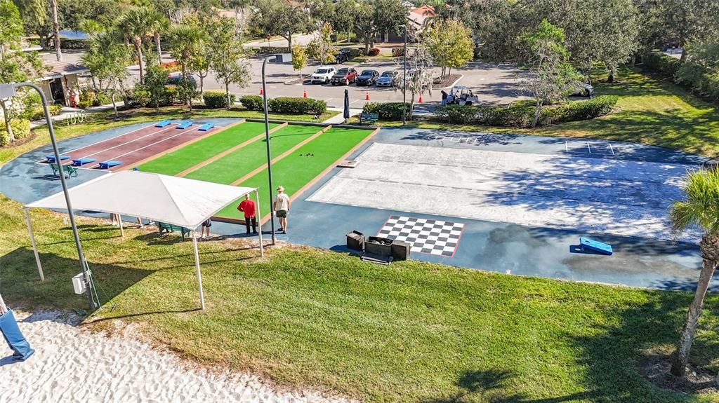 Под контрактом: $665,000 (4 спален, 3 ванн, 2443 Квадратных фут)