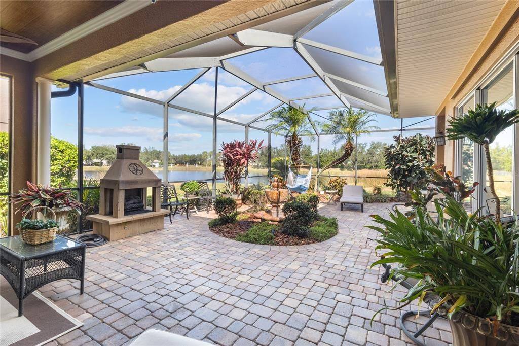 Под контрактом: $665,000 (4 спален, 3 ванн, 2443 Квадратных фут)