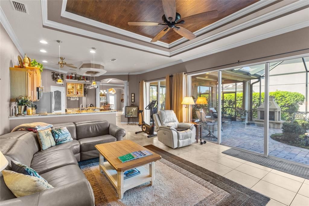 Под контрактом: $665,000 (4 спален, 3 ванн, 2443 Квадратных фут)