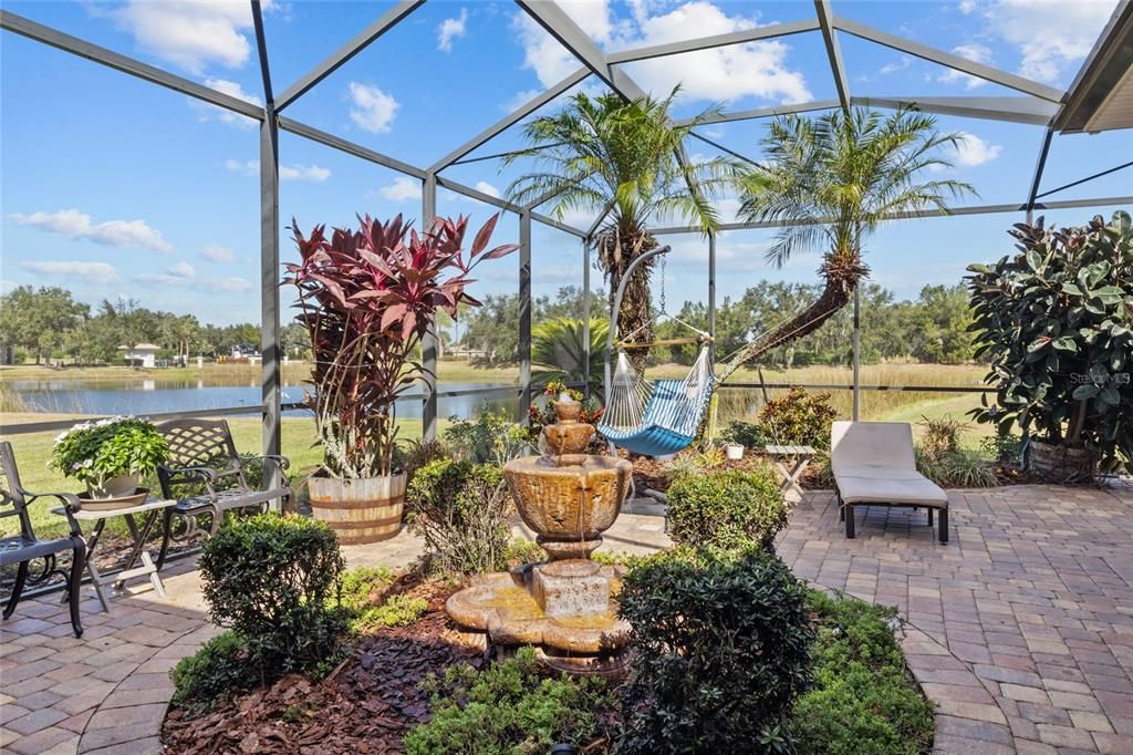 Под контрактом: $665,000 (4 спален, 3 ванн, 2443 Квадратных фут)