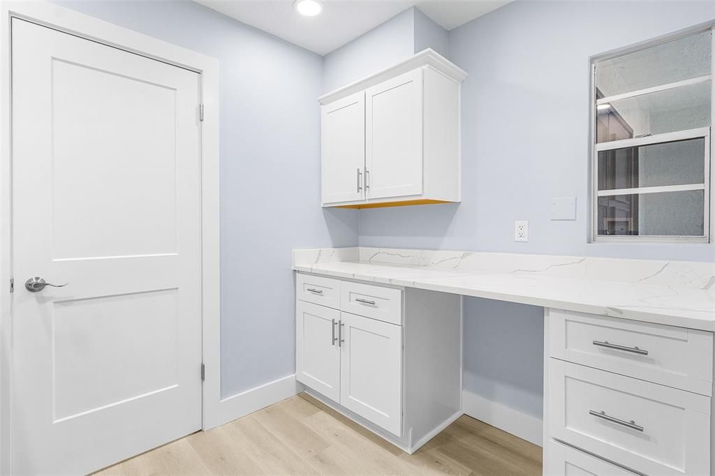 For Rent: $6,000 (2 beds, 3 baths, 1709 Square Feet)