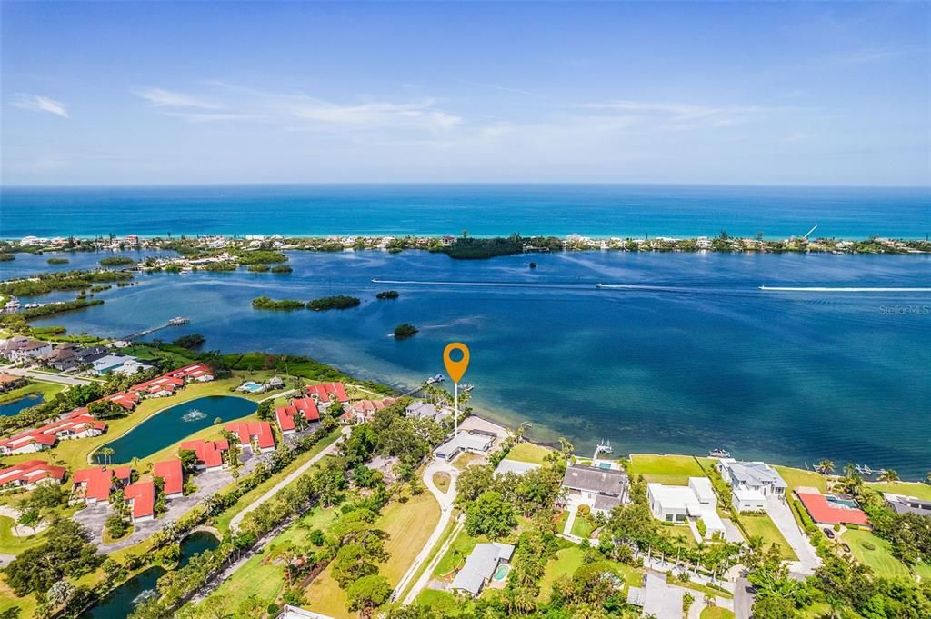 For Rent: $6,000 (2 beds, 3 baths, 1709 Square Feet)