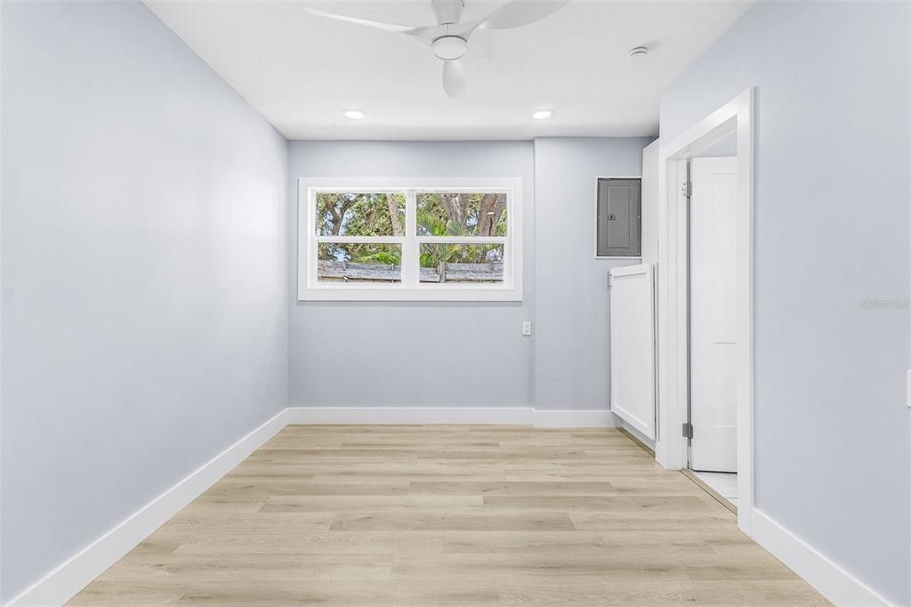 For Rent: $6,000 (2 beds, 3 baths, 1709 Square Feet)